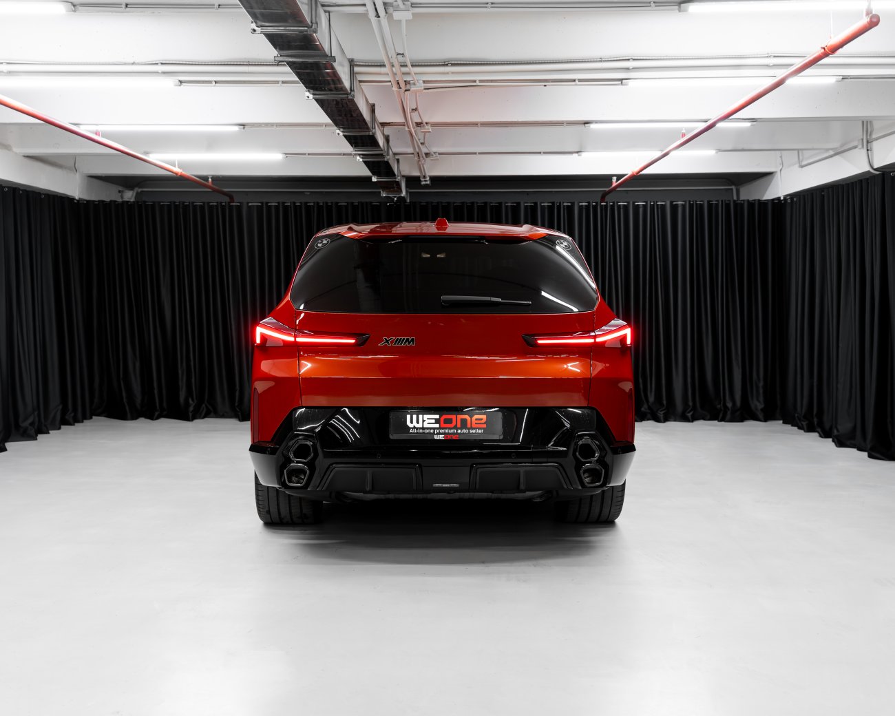 купить BMW XM 2024  красный  в Москве