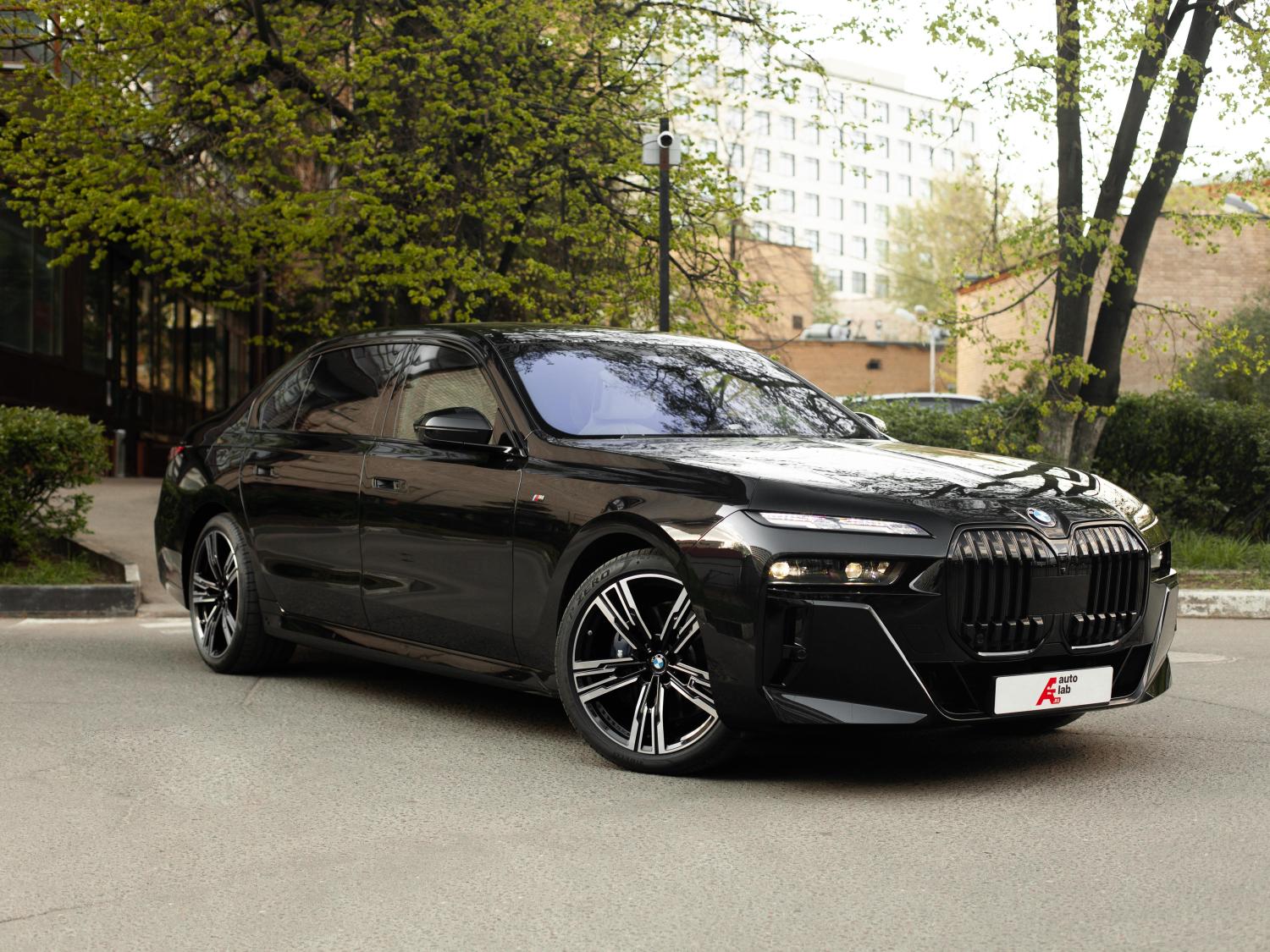 BMW 740d G70 xDrive M Sport Pro 2022 BMW 740d G70 xDrive M Sport Pro 2022