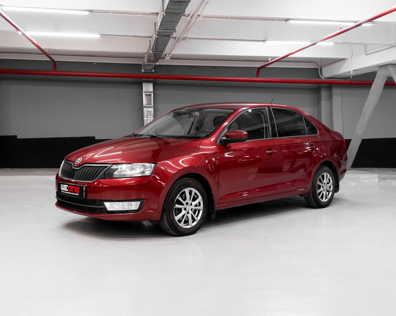 Skoda RAPID 2015 вишнево-красный