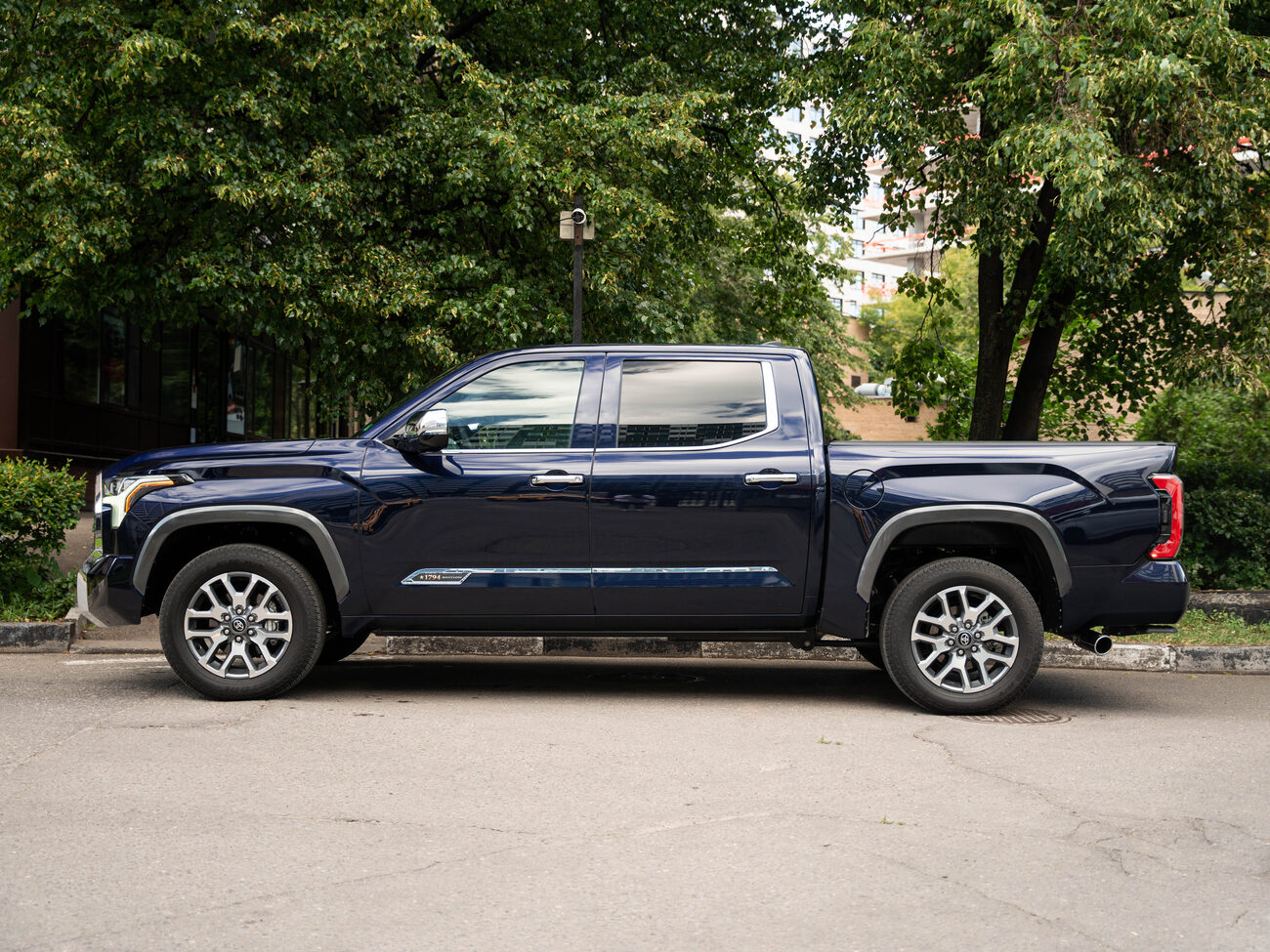 купить Toyota TUNDRA 2025 1794 Edition в Москве