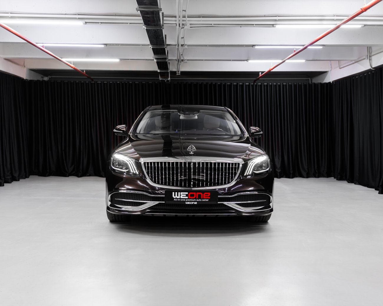купить Mercedes-Benz Maybach S400 4MATIC 2016 черно-красный  в Москве