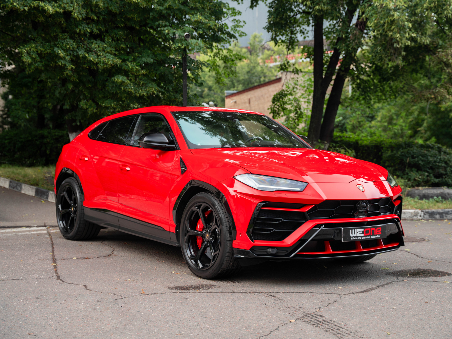 Lamborghini Urus 2019 красный 