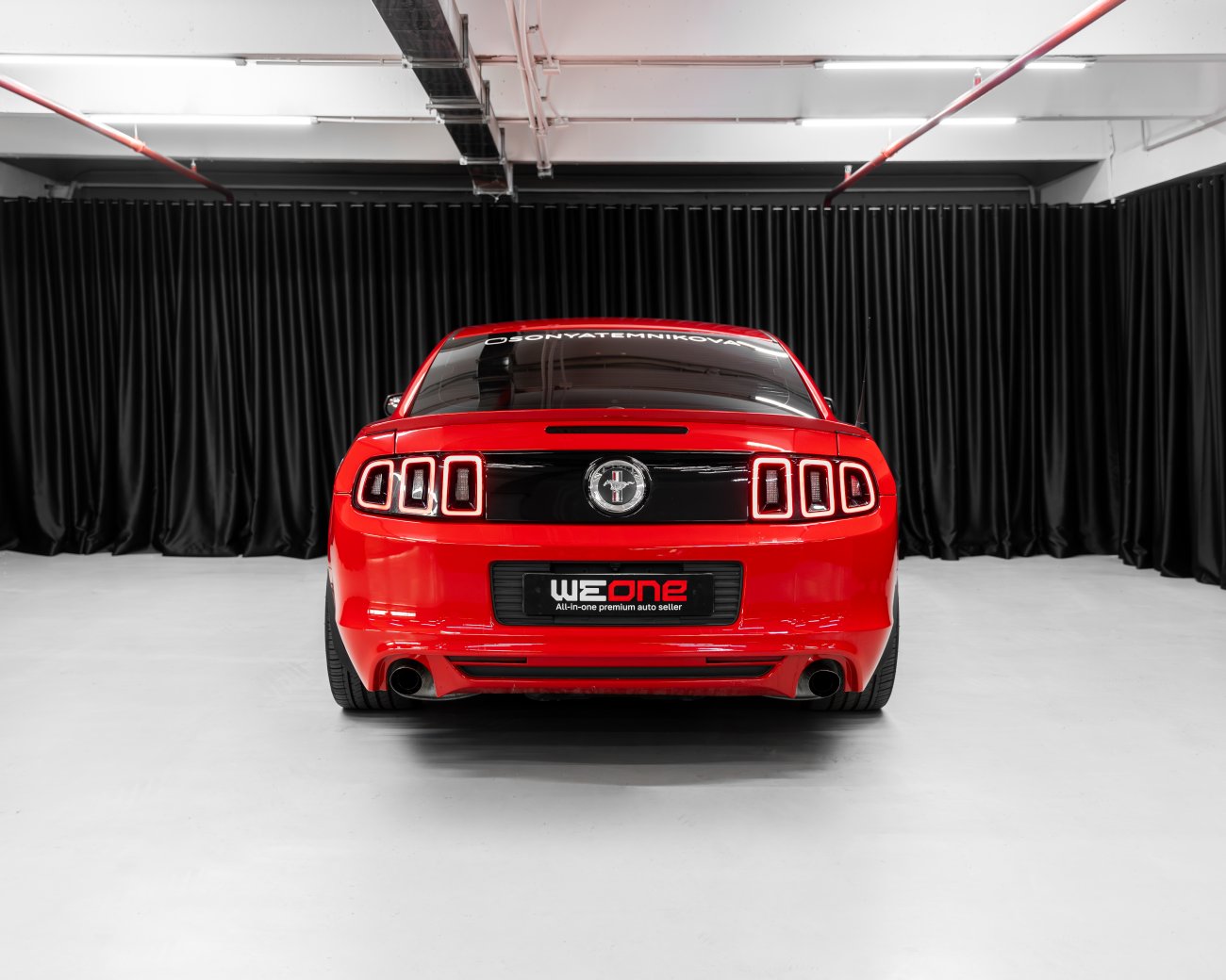 купить Ford Mustang  2012 красный  в Москве