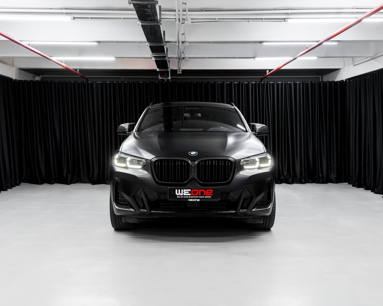 купить BMW X4 M40i 2021 черный  в Москве