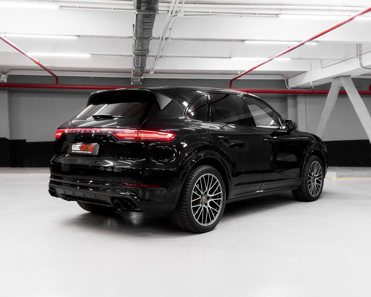 купить Porsche CAYENNE 2020 черный  в Москве