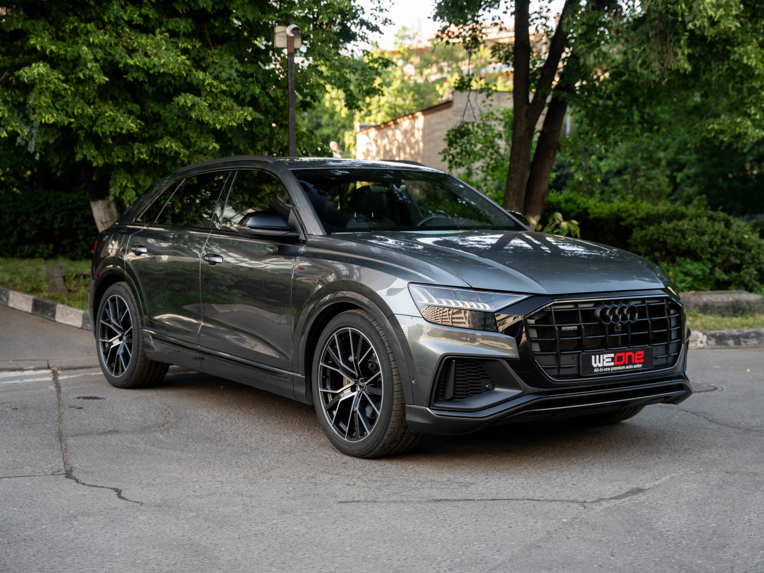 AUDI Q8  2022 серый AUDI Q8  2022 серый