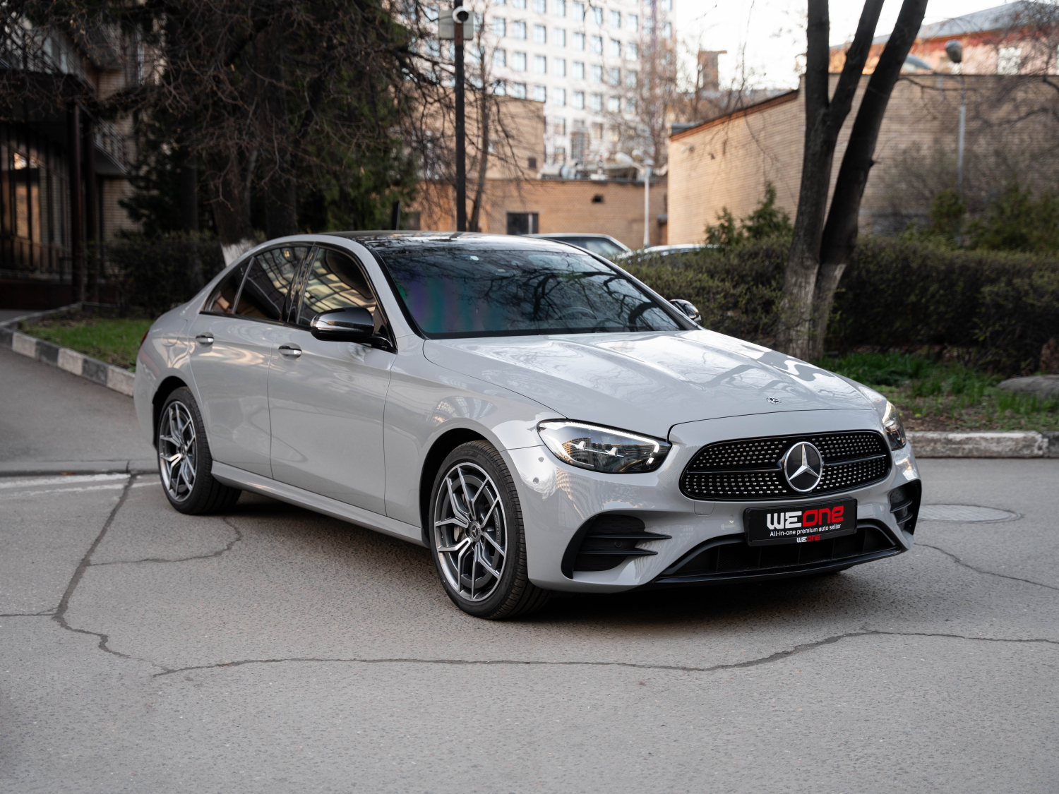 MERCEDES-BENZ E350D 4 Matic серый MERCEDES-BENZ E350D 4 Matic серый