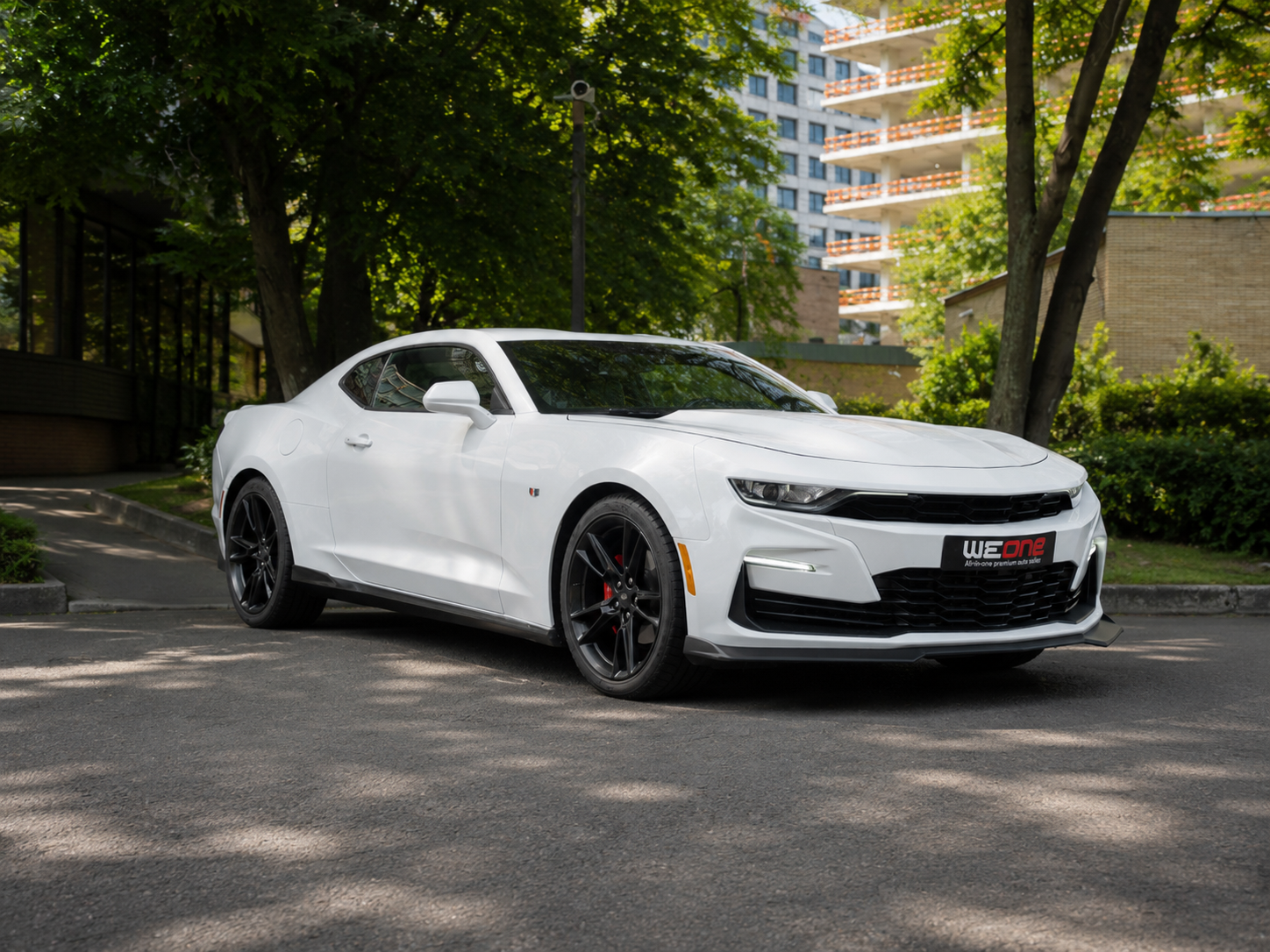 CHEVROLET CAMARO  2021 белый