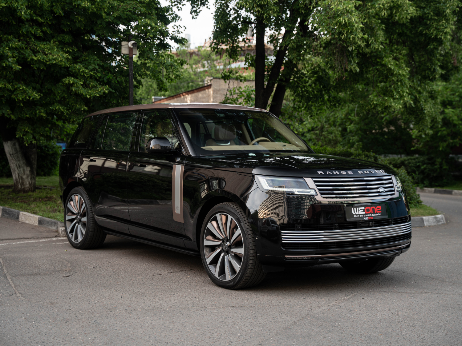 Land Rover Range Rover 2024  черный Land Rover Range Rover 2024  черный