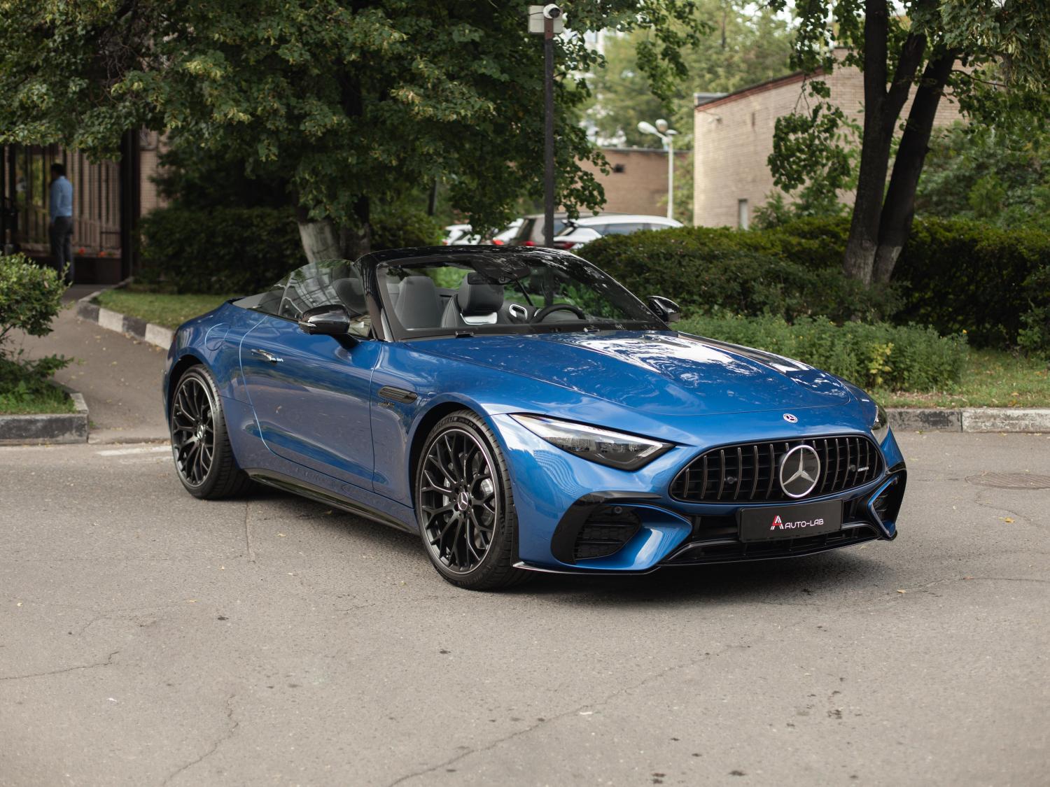 Mercedes-Benz SL-Класс 43 AMG 2022 Mercedes-Benz SL-Класс 43 AMG 2022