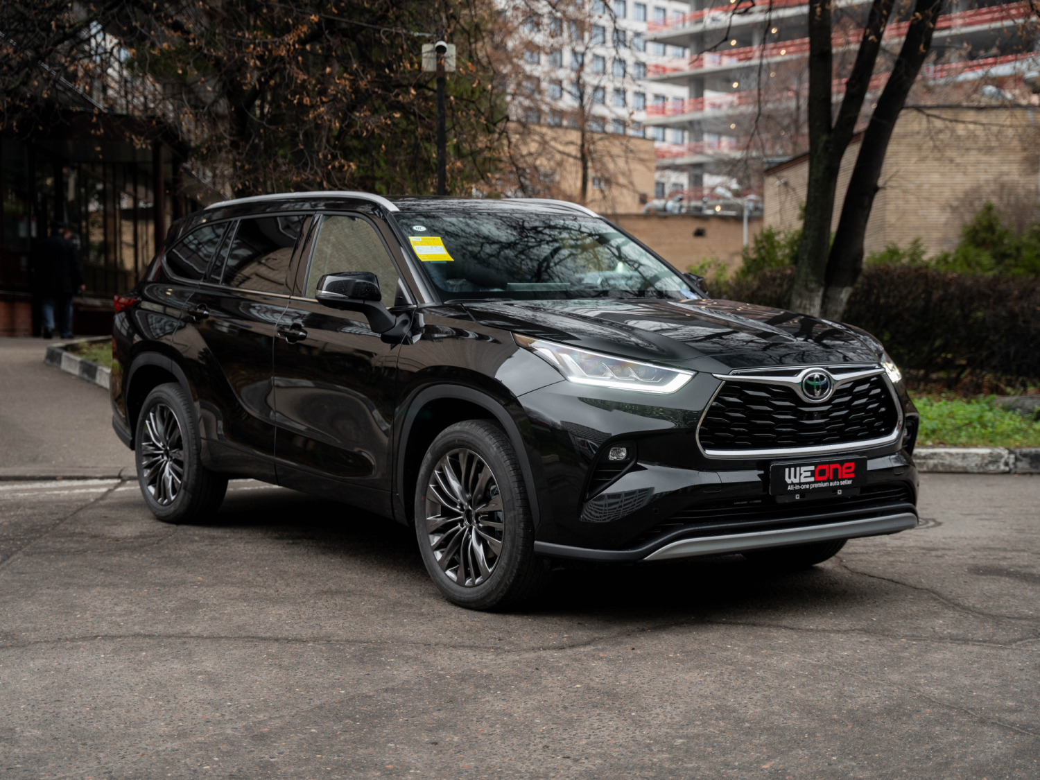 Toyota Highlander 2.0 AT 2025 черный