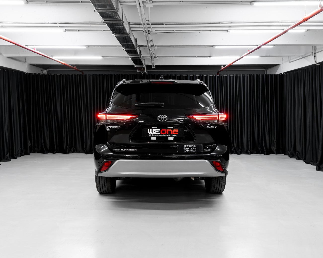 купить Toyota Highlander 2.0 AT 2026 черный в Москве