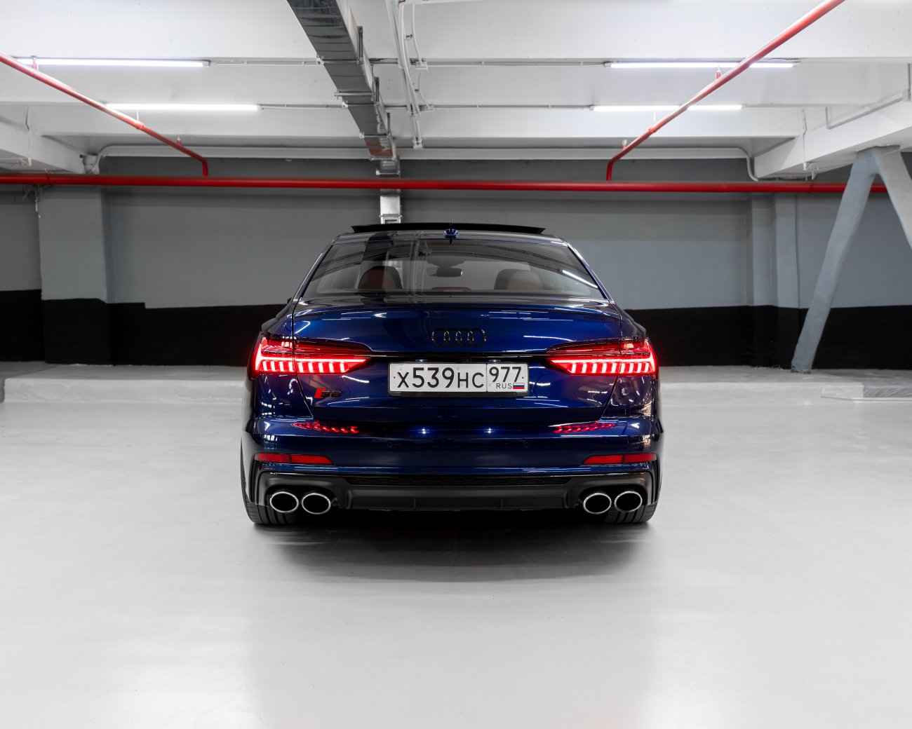 купить AUDI S6 2020 синий  в Москве
