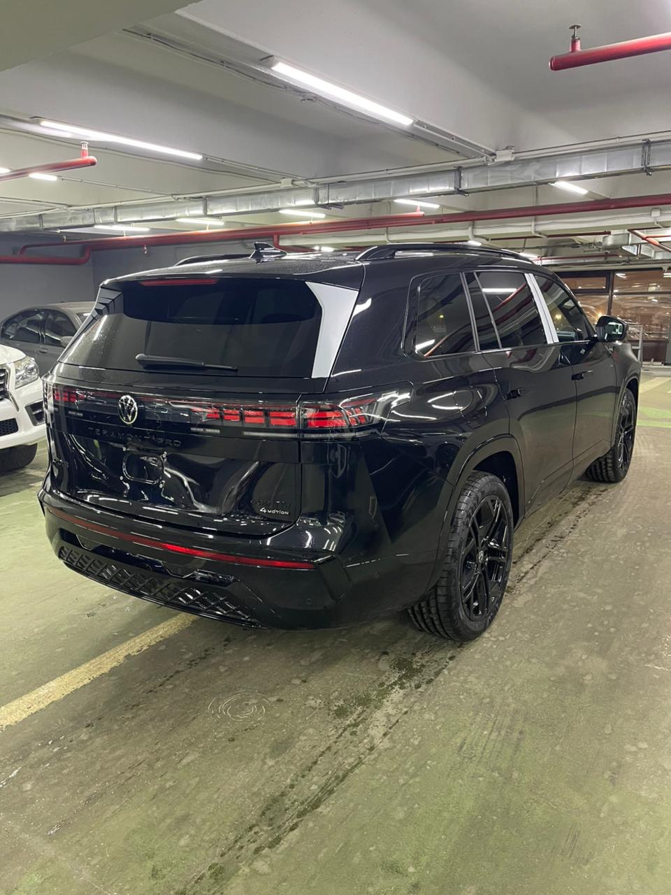 купить Volkswagen Teramont Pro 2025 черный в Москве