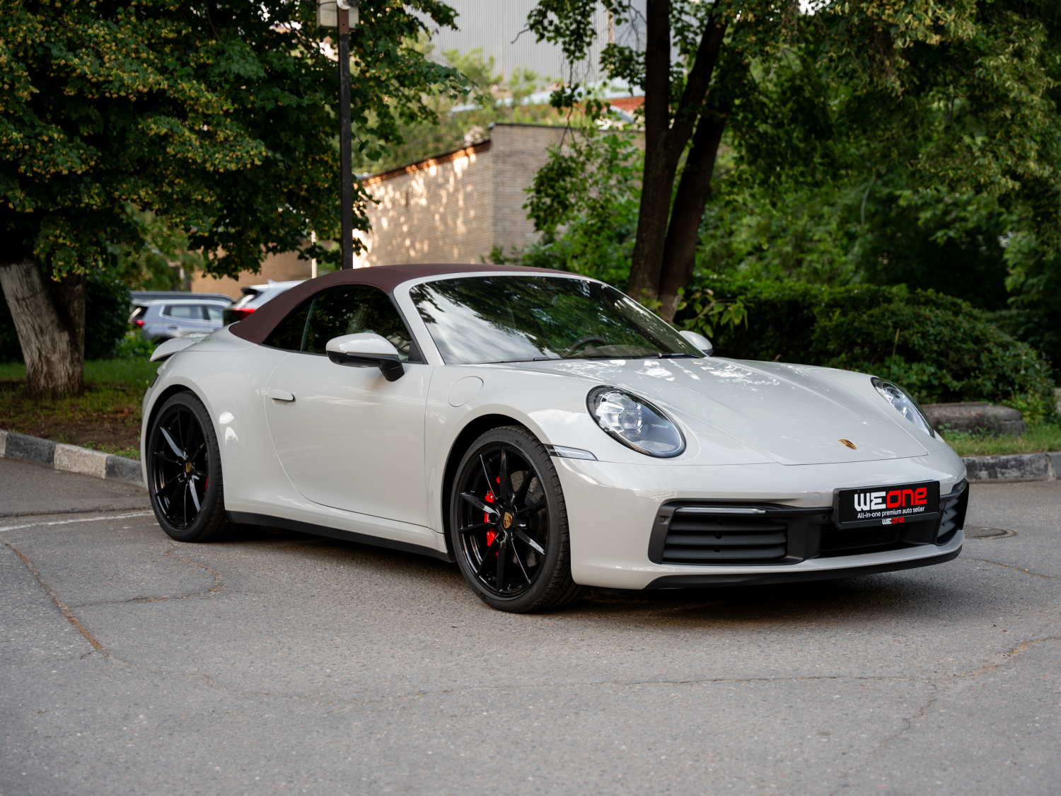 Porsche 911 Carrera 4S Cabrio 2020 серый