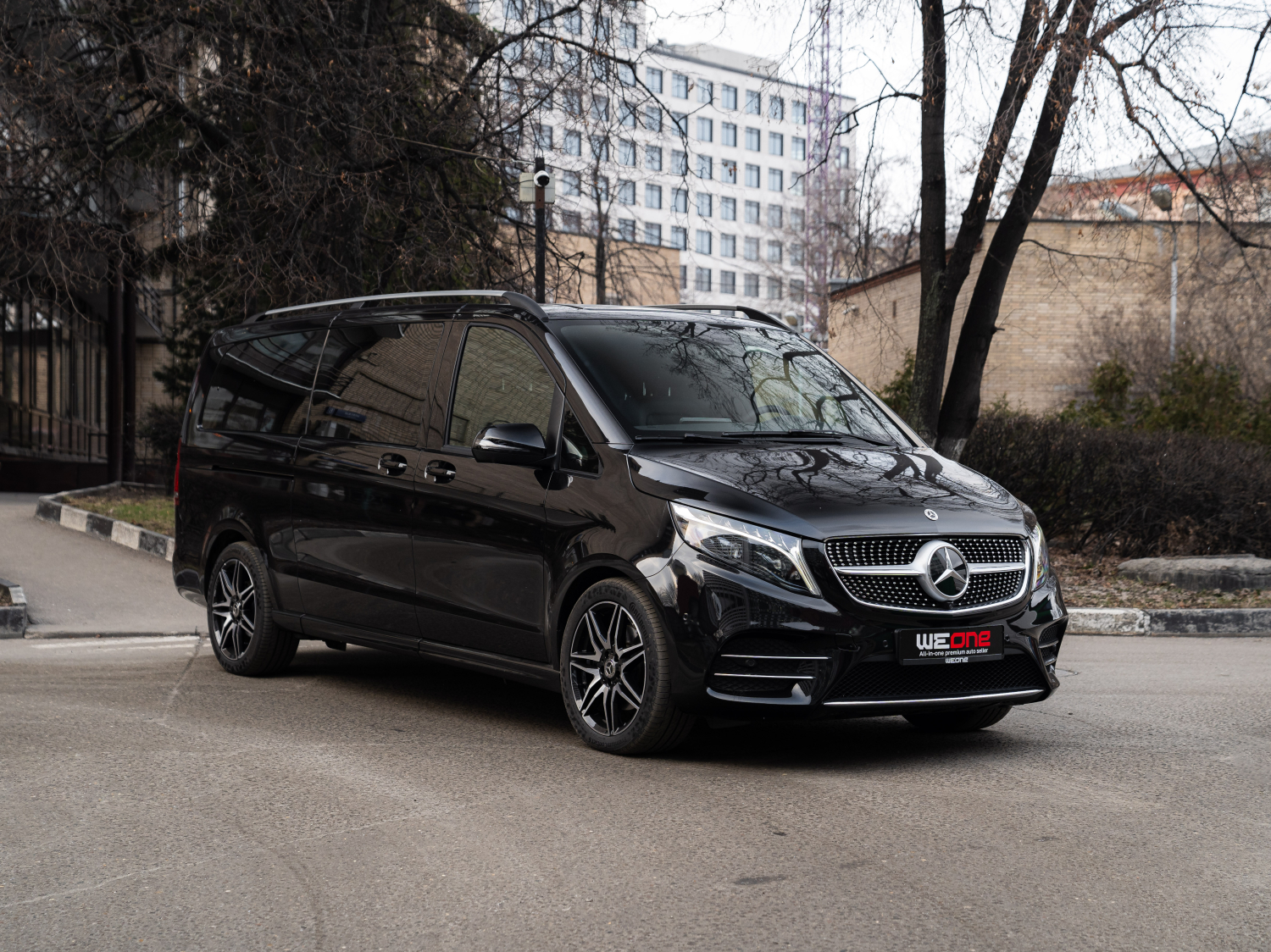 Mercedes-Benz  V300 4matic 2023 черный Mercedes-Benz  V300 4matic 2023 черный