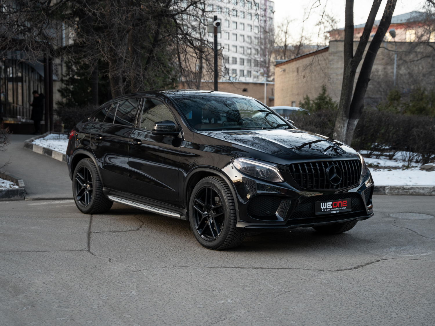 Мерседес-Бенц GLE 350D 2017 черный Мерседес-Бенц GLE 350D 2017 черный