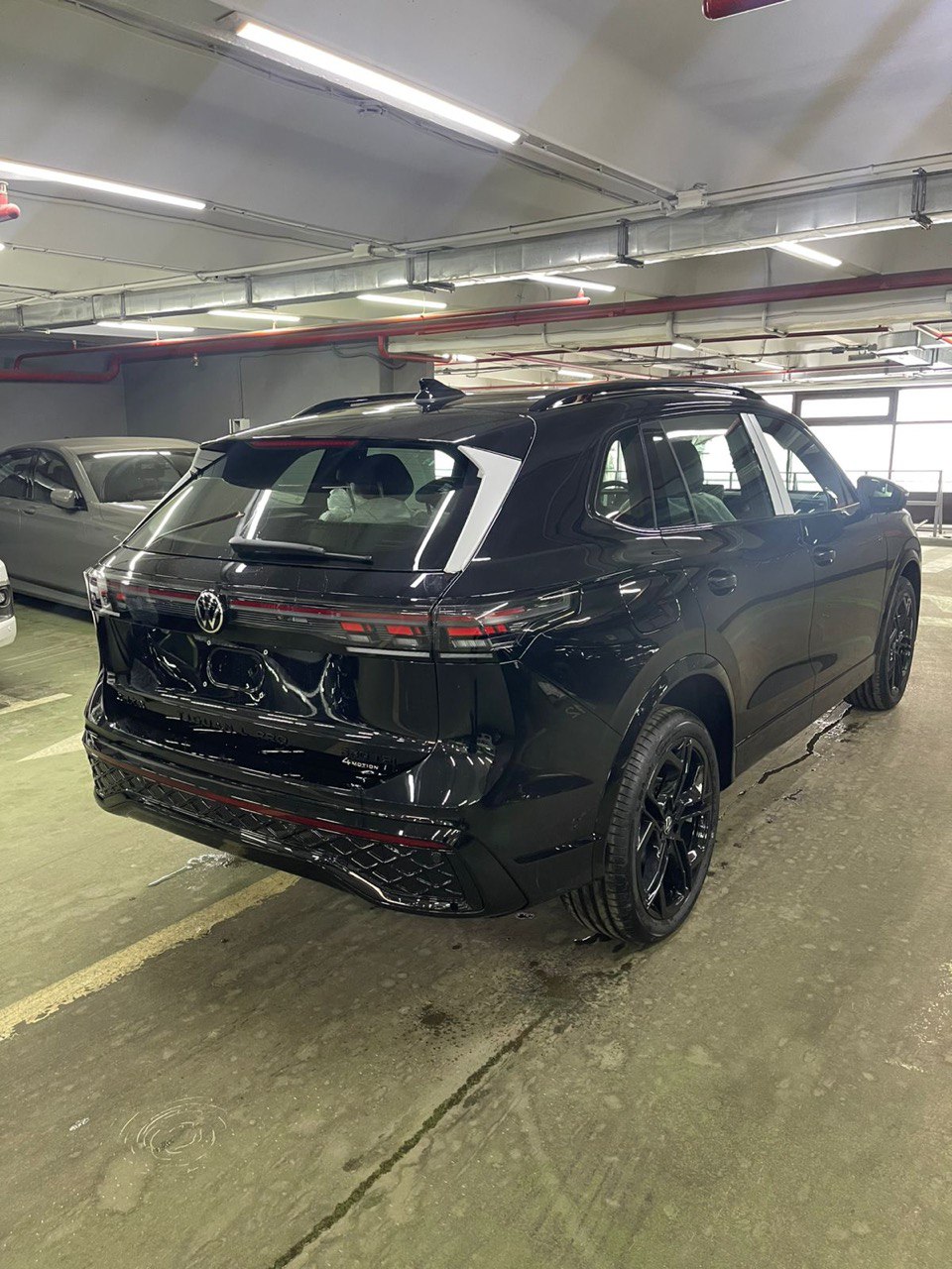 купить Volkswagen Tiguan L pro 2025 черный в Москве