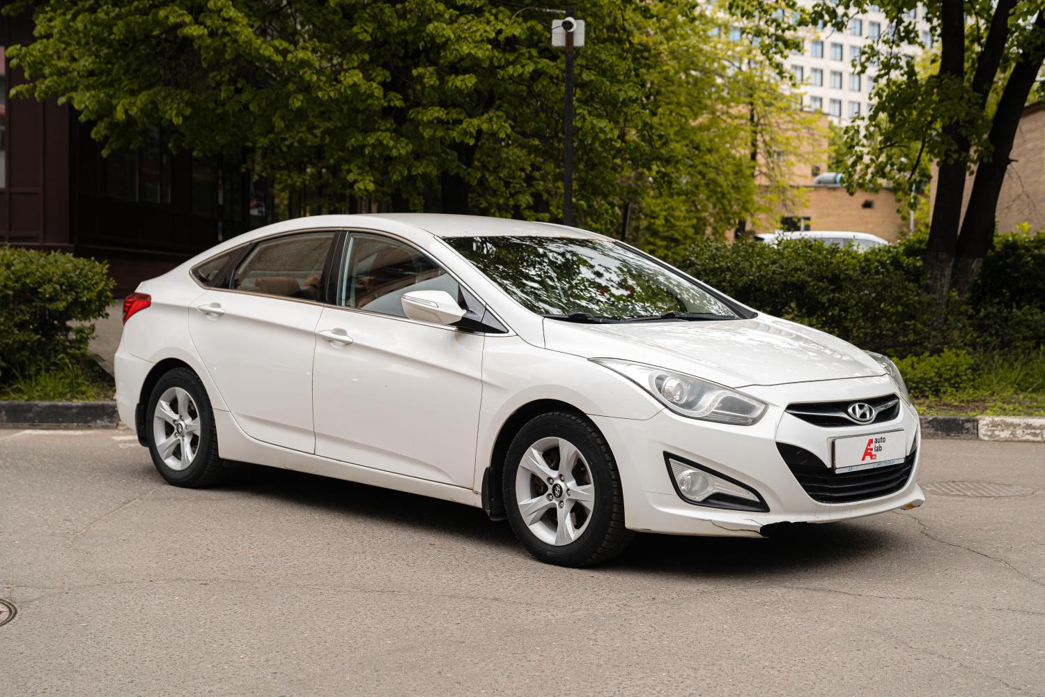 Hyundai i40 2.0 AT 2014 Hyundai i40 2.0 AT 2014