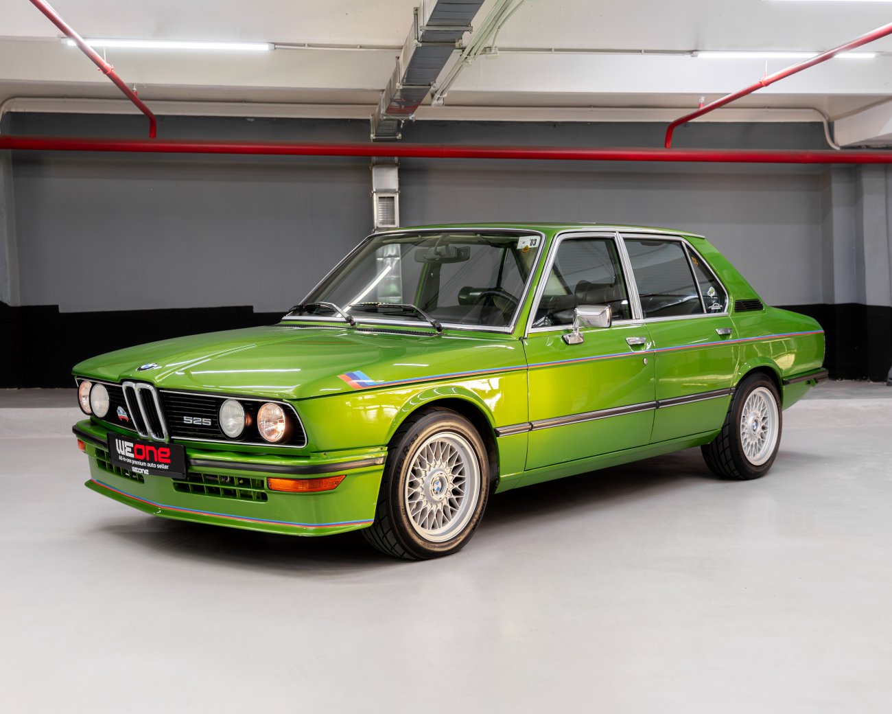 BMW 525 1977 светло-зеленая 