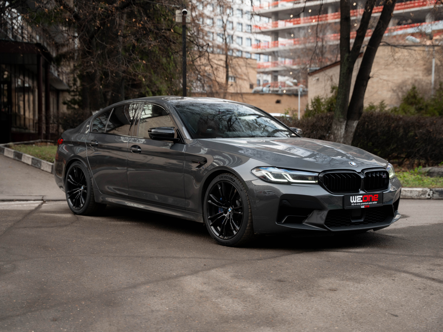 BMW M5 Competition 2020 серый