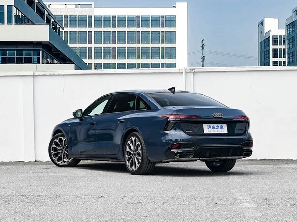 купить Audi A6L Quattro 2026 в Москве