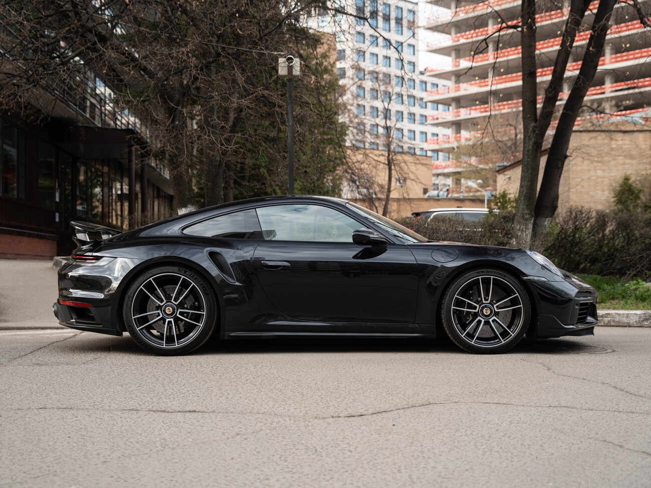 купить Porsche 911 Turbo S 2020 черный в Москве