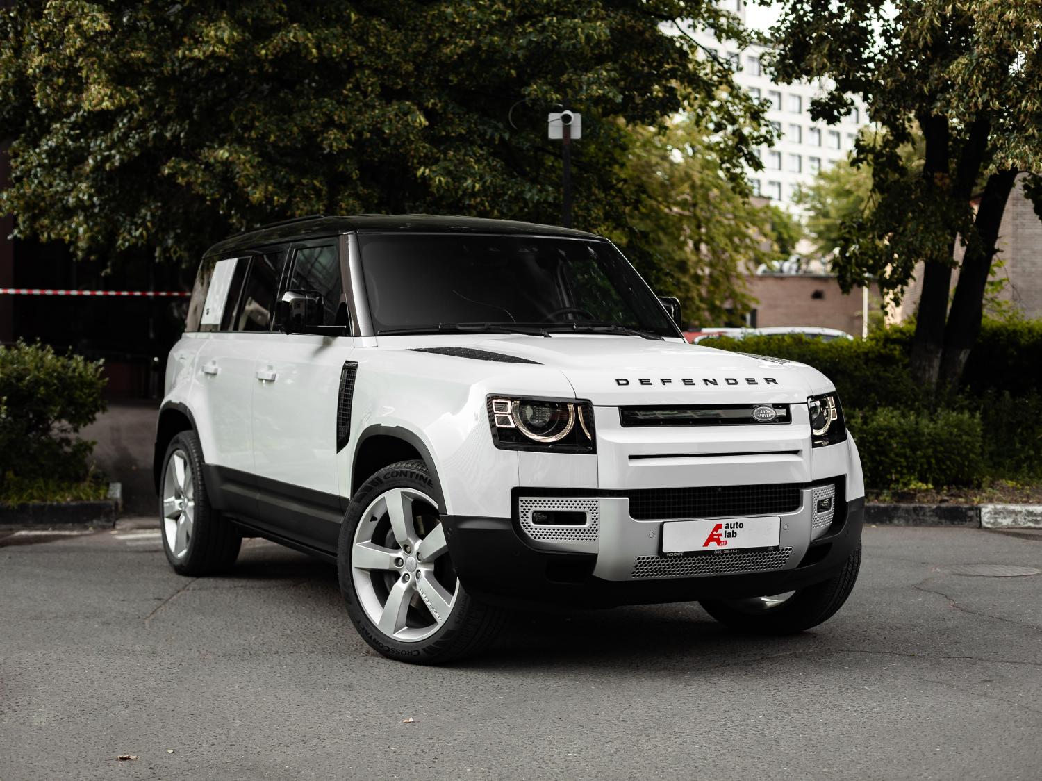 Land Rover Defender 110 II 2.0 TD AT S 2021 Land Rover Defender 110 II 2.0 TD AT S 2021