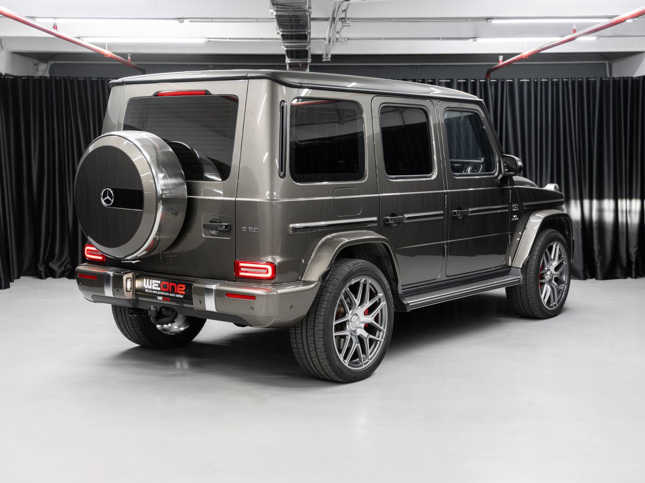 купить MERCEDES-BENZ G63 AMG 2022  серый в Москве