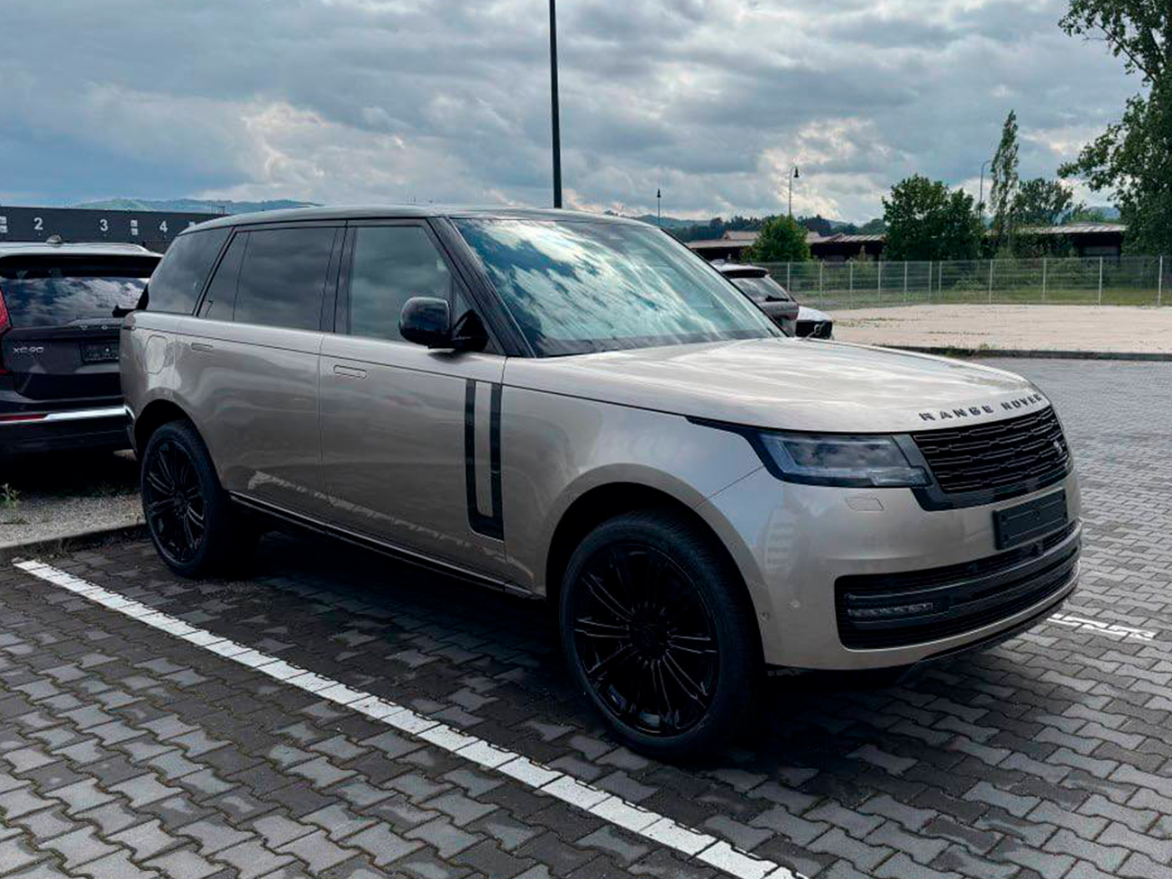 Range Rover LWB D350 Batumi/Caraway 2026