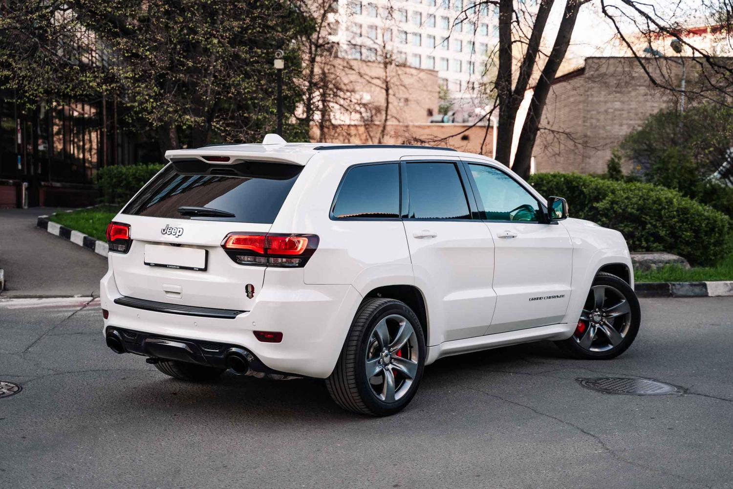 Jeep Grand Cherokee SRT8 рестайлинг