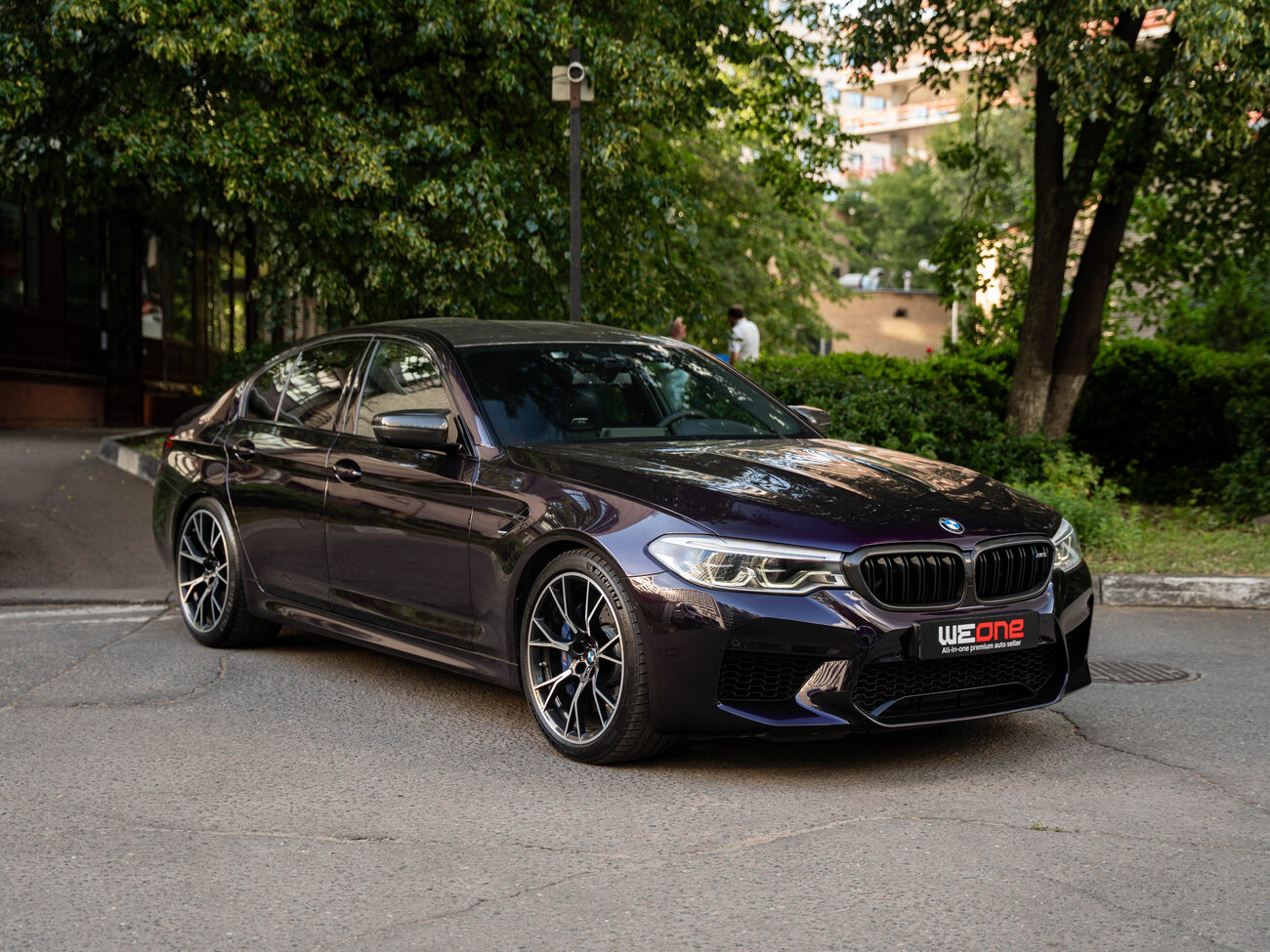 купить BMW M5 Competition 2018  фиолетовый в Москве