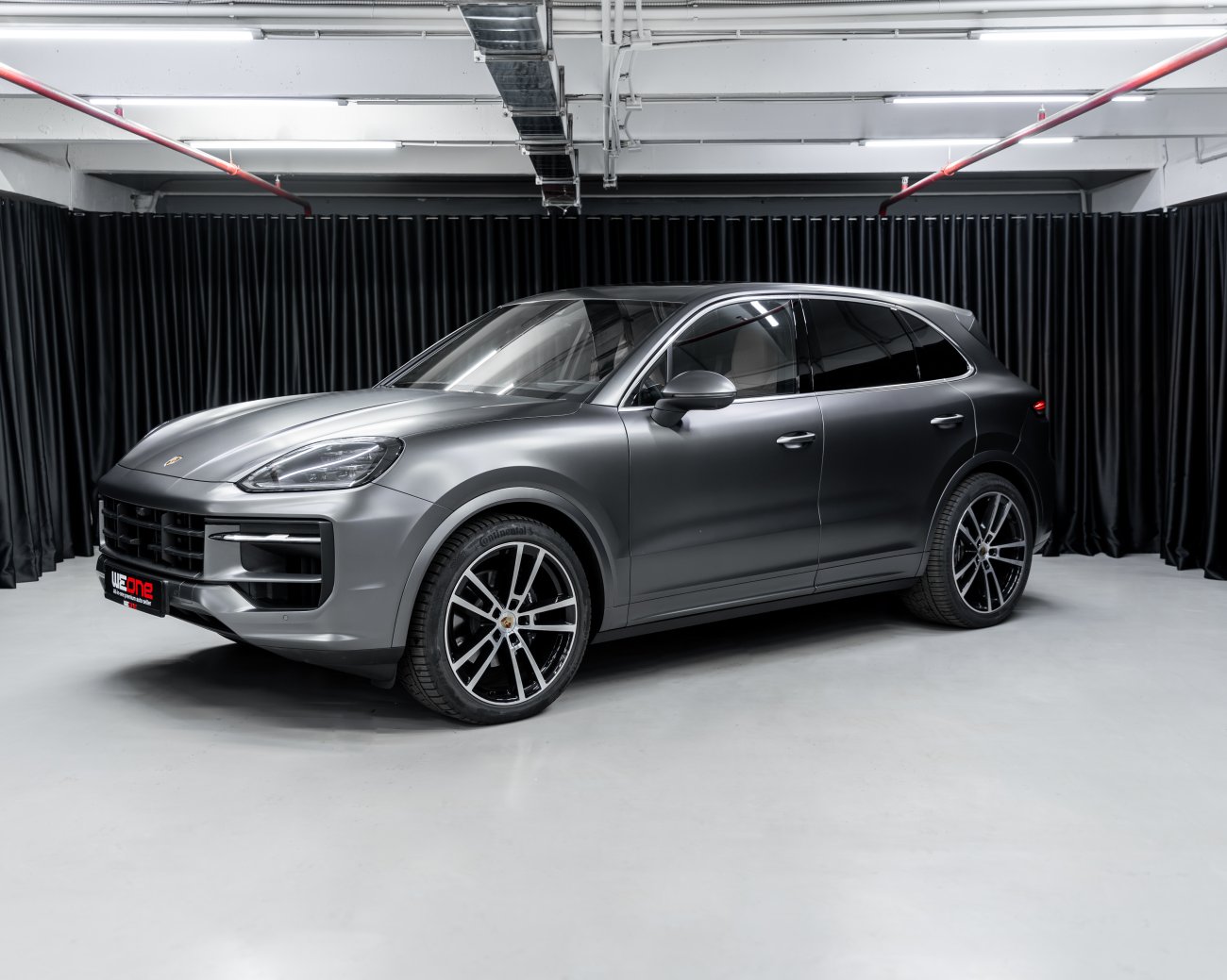PORSCHE CAYENNE 2024 серый