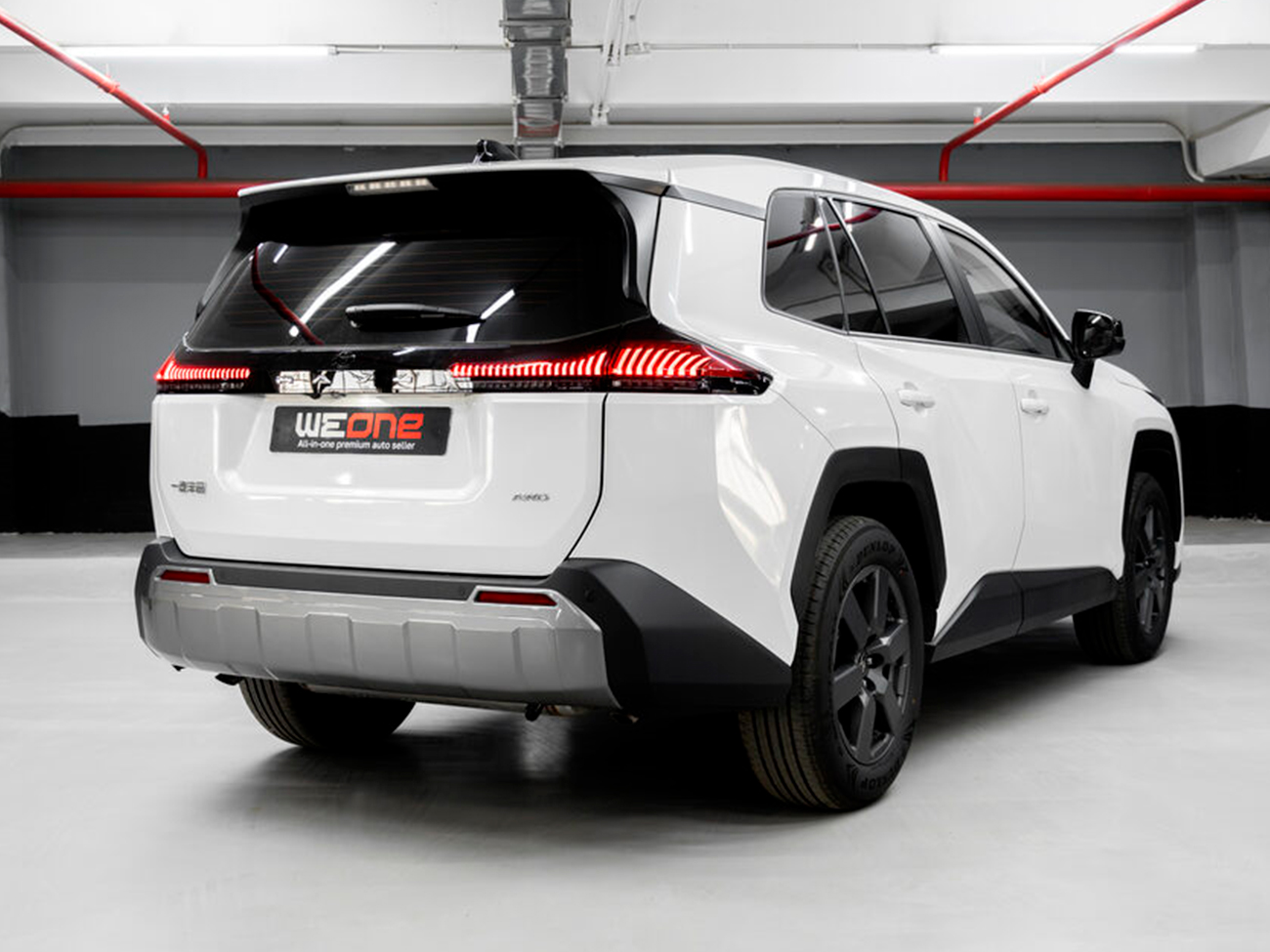 купить Toyota RAV4 VI в Москве